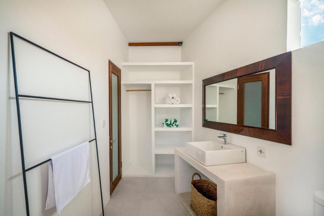 Batu Belig Living Managed By Cpm Bali Apartment Seminyak  Exterior photo